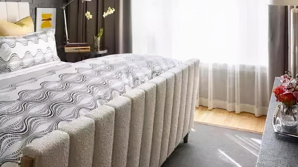 不同朝向的窗户，要选不同的窗帘，很多人住了几十年都没选对窗帘