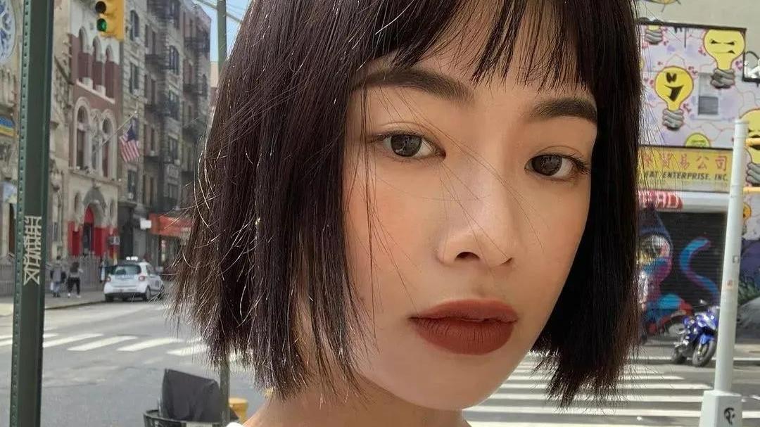 不要乱剪头发了！开春流行这4款发型，洋气又减龄