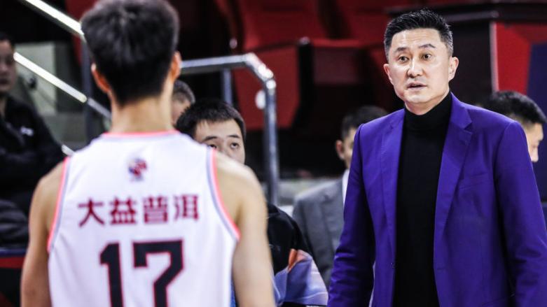 四川男篮|故意的？四川死磕辽宁却碰广东就投降！给杜锋96分五巨头送温暖