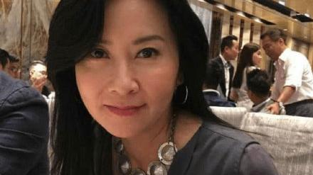 祝文君|港星“祝文君”肺癌逝世享年55岁，两年前身体就感到不适