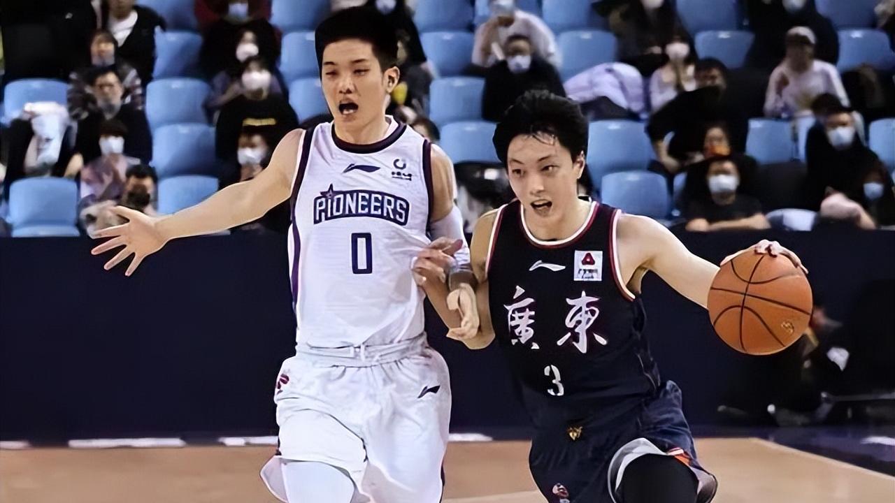 天津男篮|无需赵睿！广东队季后赛打天津队没有悬念，徐杰联手易建联成奇兵
