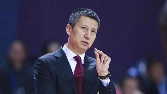 辽宁男篮|69-71！广州4人上双全民皆兵但辽篮弃将20+5力挽狂澜，郭叔干着急