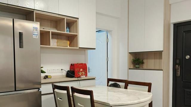 他家72平小三房，全屋无吊顶，这才是最极简的装修，太舒适啦！