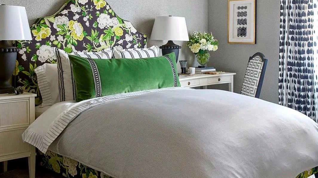 卧室窗帘搭配小法则！拥有一个温暖又舒适的私人空间?