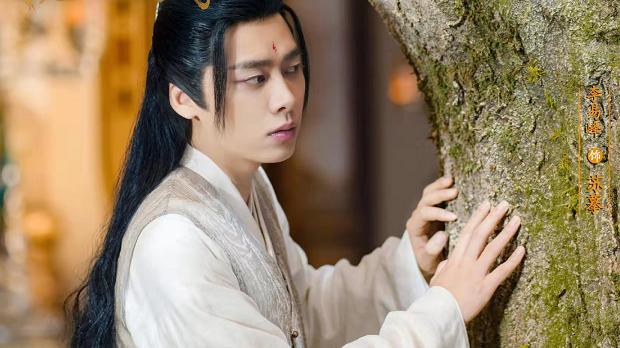 陈钰琪|《镜双城》未播完，陈钰琪又一新剧定档，搭档男主是95后