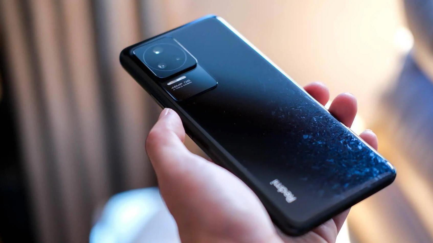 CPU|下半年年换手机参考这3款，长续航性价比高，2000以内就能搞定