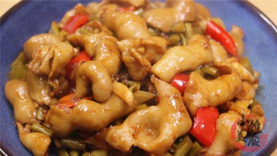 肥肠|这才是爆炒肥肠的正确做法，出锅又脆又嫩，入味好吃一点也不老