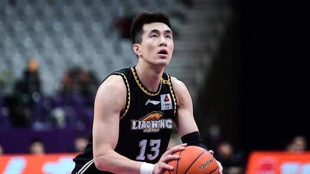 郭艾伦|郭艾伦再次发声，是否续约出现大反转，辽宁队可长点心吧