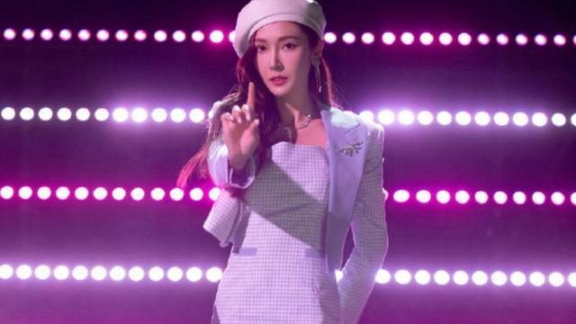 浪姐3|《浪姐3》舞台照流出，网友直言让她们四人直接成团出道