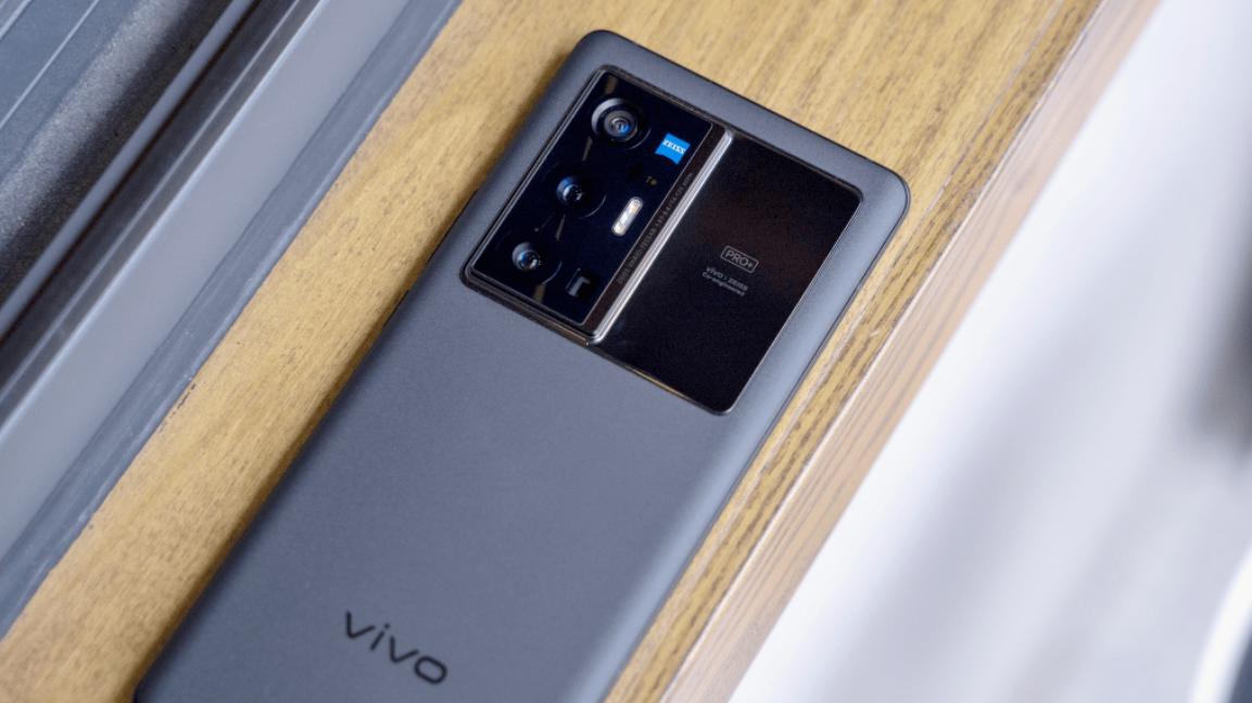 vivo x|Vivo X80 Pro+，放弃传统曲面屏，影像方面很出彩