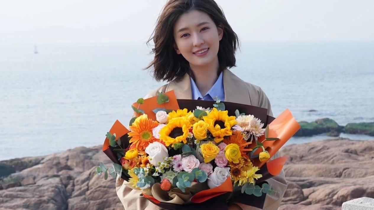 花滑|乔欣古装扮相惊艳众人！清秀灵动相当貌美，粗布麻衣也能很有魅力