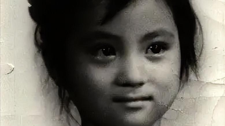 刘亦菲|李玲玉唱着“甜歌”，过着 咸苦人生，因离婚抑郁，嫁老外分居11年