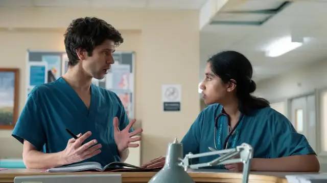 医生|一口气刷完7集，这次豆瓣9.4分真不是崇洋媚外