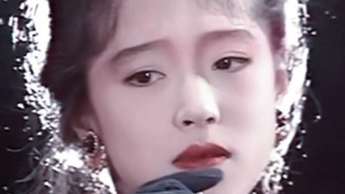 中森明菜|中森明菜：57岁不婚不育，被近藤真彦伤透了心，和父亲30年不联系