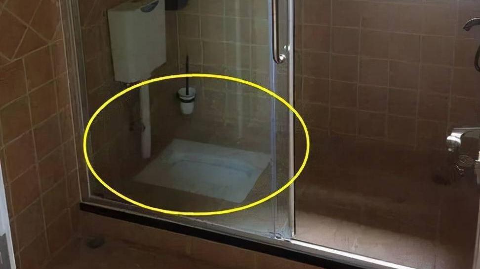 卫生间不是非要装“马桶”，看人家这么做，干净舒适又高级！