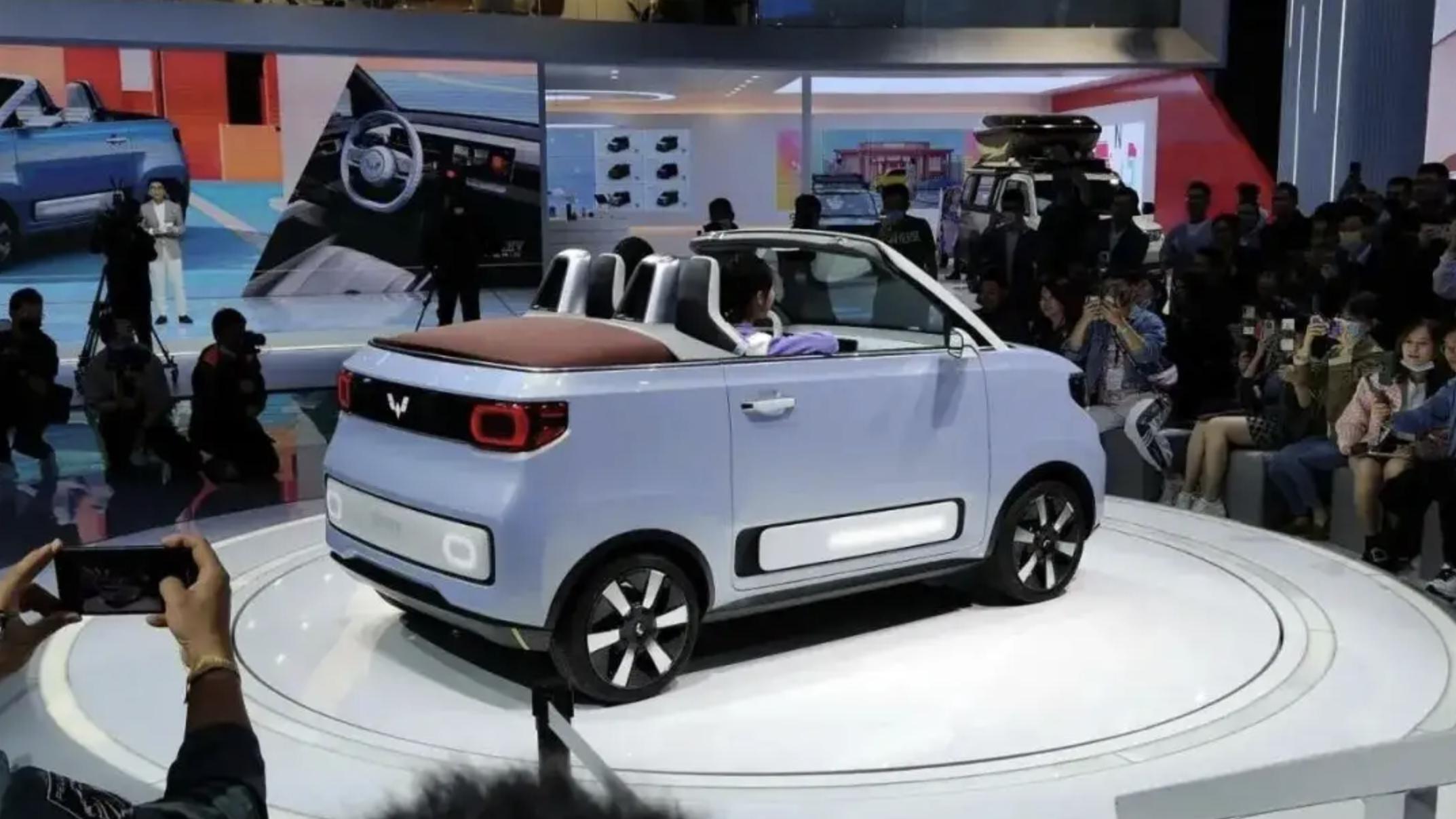 华为|拒绝华为的上汽，距离成为第二家做手机的中国车企，还有多远？