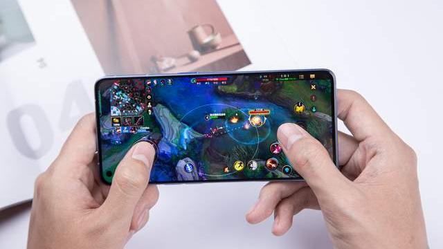 oppo reno|情人节礼物推荐：OPPO诚意十足，Reno7 Pro到手3499起