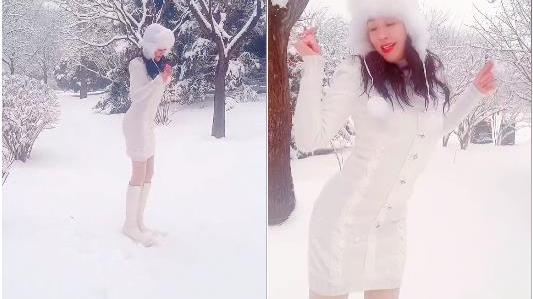 钟丽缇|51岁钟丽缇晒出近照，在雪地中跳舞，穿紧身短裙秀完美曲线