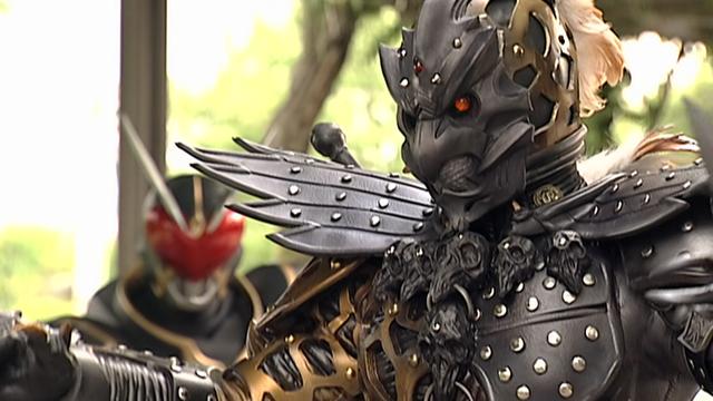 假面骑士剑|假面骑士剑：4大花色类别J战力表现排名，橘前辈的红心系孔雀最弱