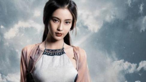 贝克汉姆|容忍丈夫去夜店，背锅10年不吭声，杨颖才是狠角色