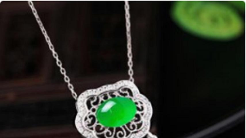 玉雕|爱与守护，一个都不落，原来玉锁还能这样戴