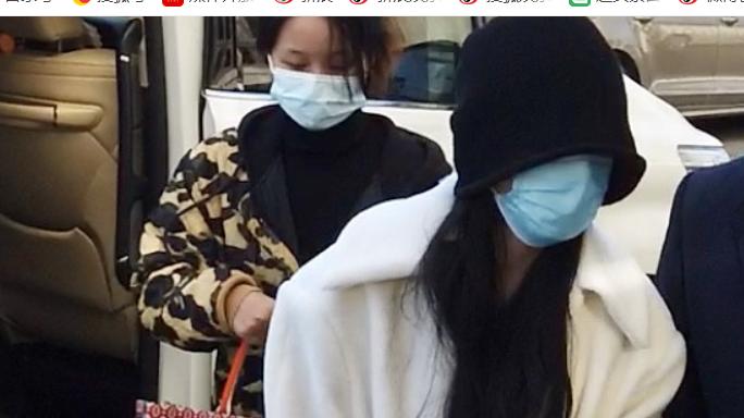 湖南卫视春节联欢晚会|春晚第四次联排：明星私服难掩时尚范，贾玲韩红不靠衣装自带气场