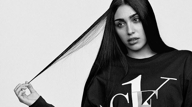 麦当娜|麦当娜25岁女儿骄傲秀腋毛，身姿健壮比肩超模，网友：真有两把刷子