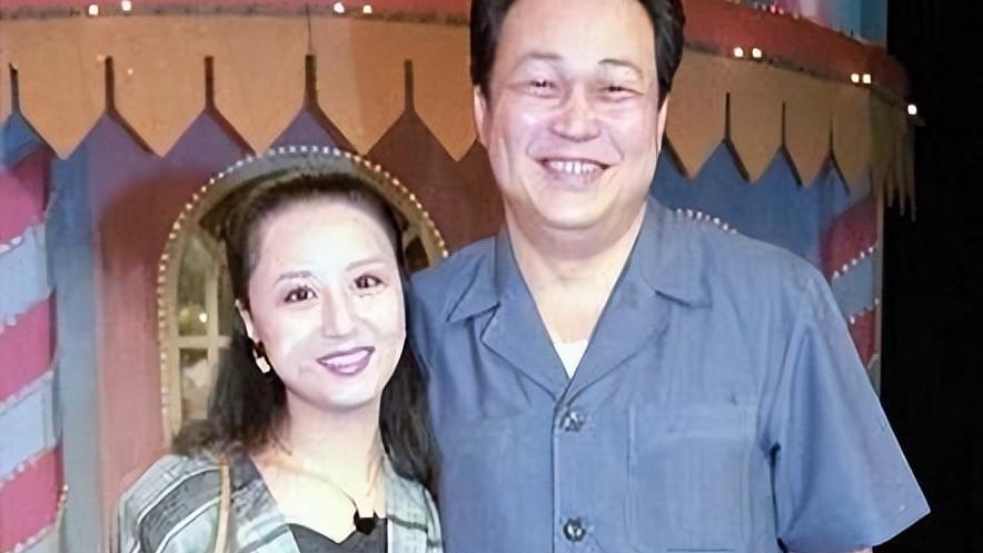 金超群|红极一时的“包青天”金超群：妻子陪他抗击脑瘤，余生乐做青岛人