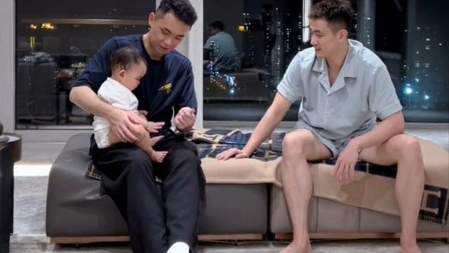 辽宁男篮|辽宁最新消息！莫兰德透露喜讯，蒋兴权公开谈杨鸣，多人出发三亚