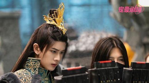 夜华|任嘉伦新剧将袭，首度合作李一桐、李沐宸，女配还是三金影后