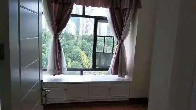 20万装修的新房，邻居看了后却说：又不是公共厕所，居然装蹲坑！