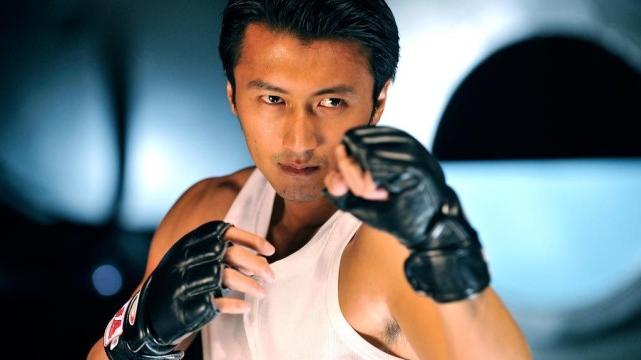 |3位“陈浩南”扮演者，两位都已大红大紫，而他却只能“打酱油”