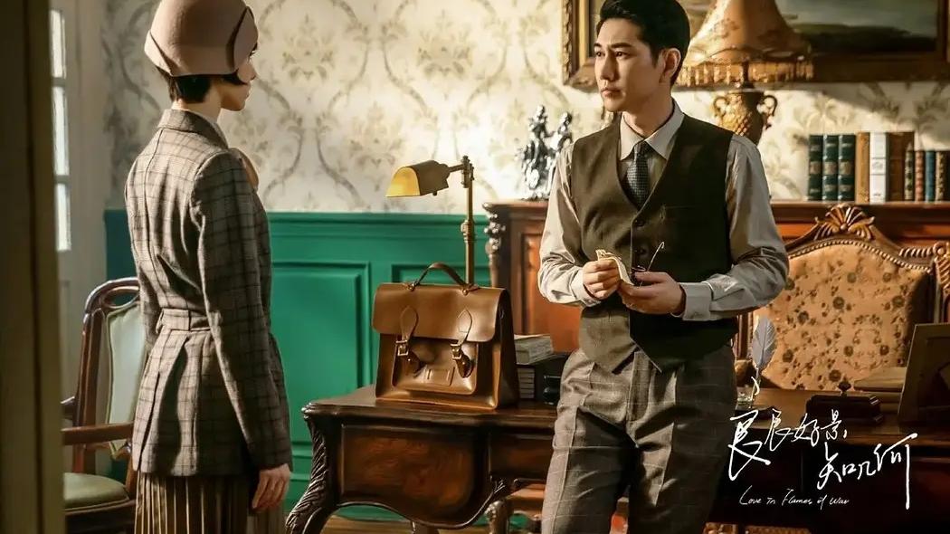 张天爱|窦骁的军装是真的帅，但是这部民国版《流星花园》是真的烂！