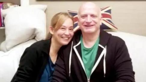 翁静晶|和陈百强传绯闻，前夫刘家良去世6年后，55岁翁静晶嫁入赌王家族