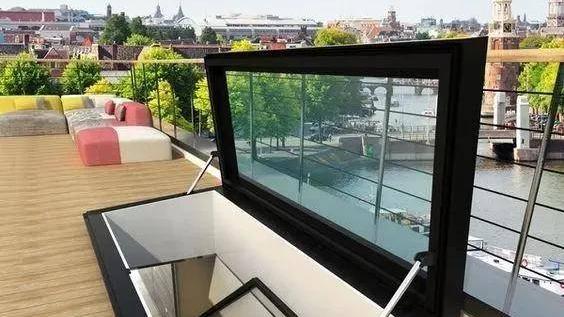 还有人嫌弃顶楼？凿个天窗入口，一家独享大露台，生活美滋滋