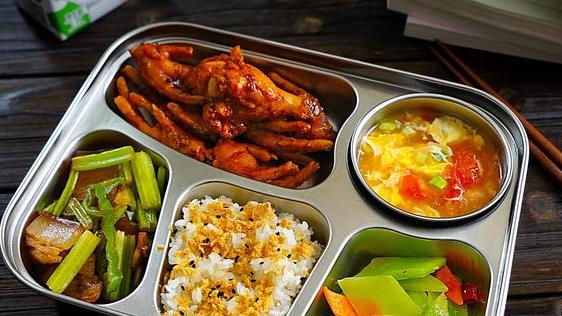 尿酸|47岁乡村教师尿酸高达920，双肾报废，医生：吃一口等于喝10斤酒，趁早扔