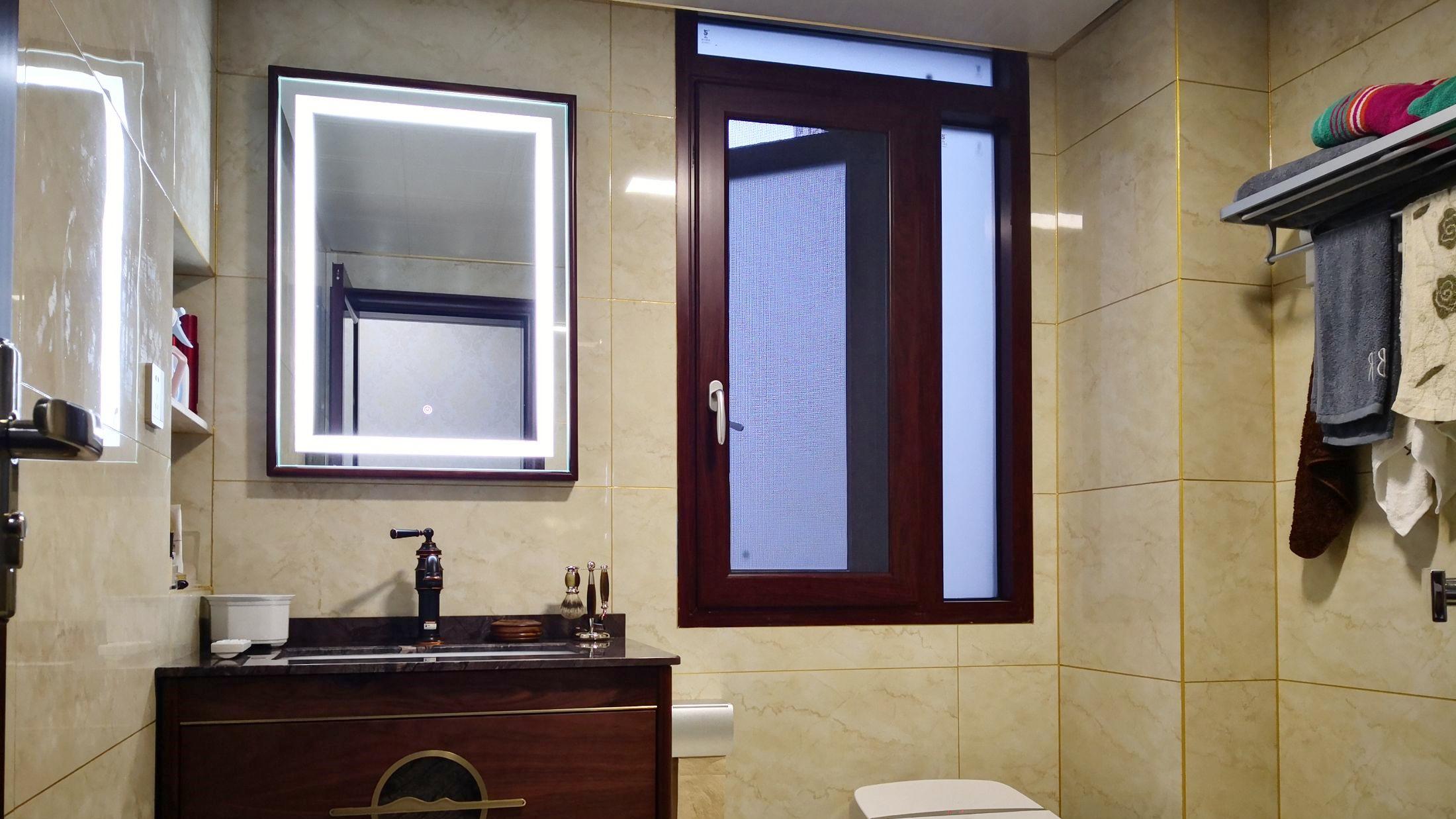 不顾家人反对，把新房设计成全屋贴瓷砖，整个冬天冷得瑟瑟发抖