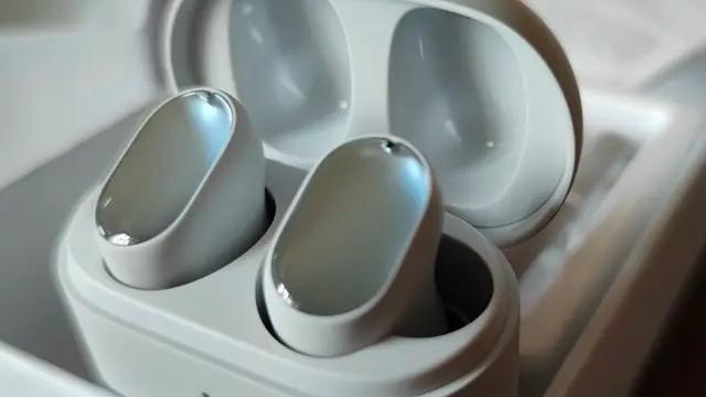 美团|红米AirDots 3 Pro的“抓狂”功能