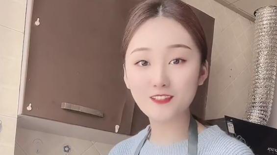 Angelababy|陈亚男回归大号，直播失利又做职业打假人，网友：你卖的都避雷