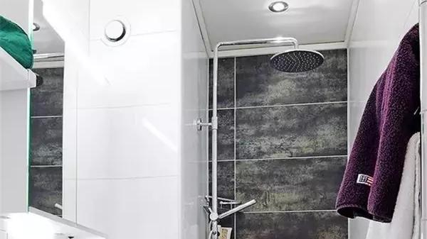 谁说卫生间小不实用的？都别再抱怨了，看看这些设计让他们闭嘴！