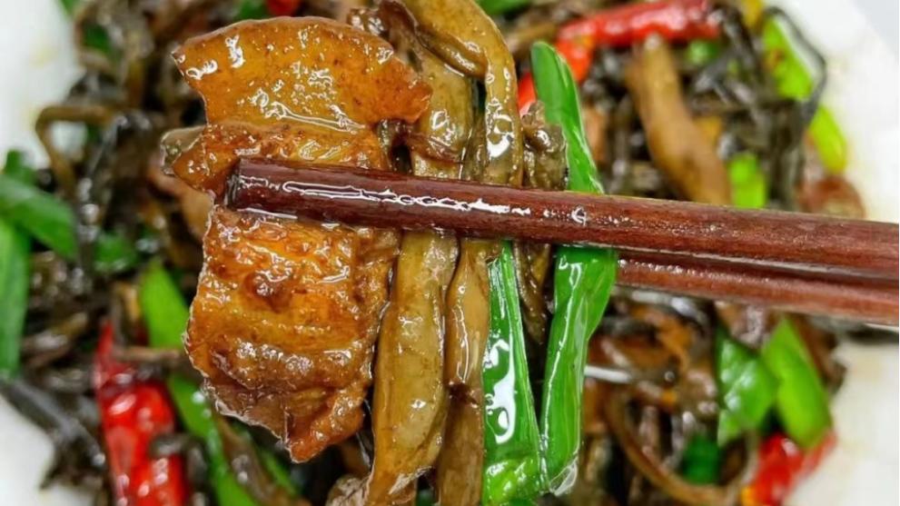 豆角|特殊时期，遇见这菜多囤点，放一年不会坏，解馋开胃，别不懂吃