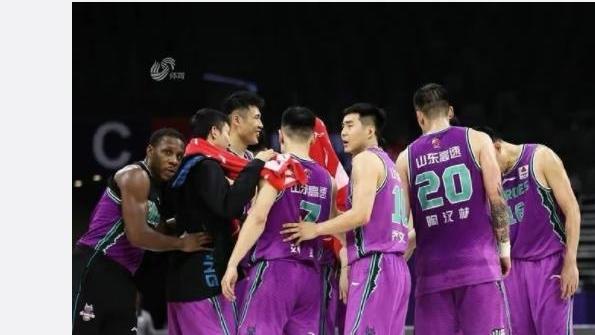 山东男篮|怒了！鲁媒公开批评山东男篮，为什么只有高诗岩那么想赢球？