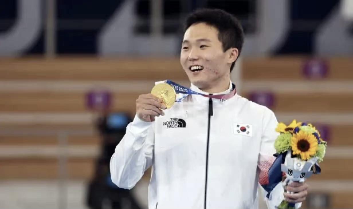 菲利克斯|中国体操喜讯！韩国选手因殴打出租车司机被禁赛，你看好谁夺金？