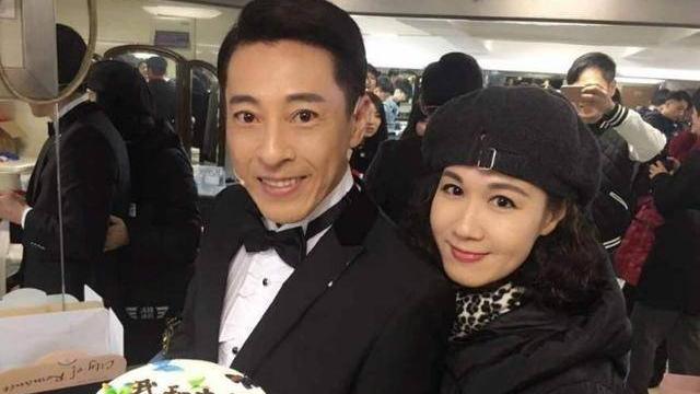 姐弟恋|相差4岁姐弟恋，结婚25年不生娃不吃肉，今58岁老婆变这样