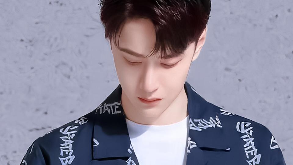 侃爷|安踏提前一年预热：虽然现在是2022年，但是2023年王一博还是我的！