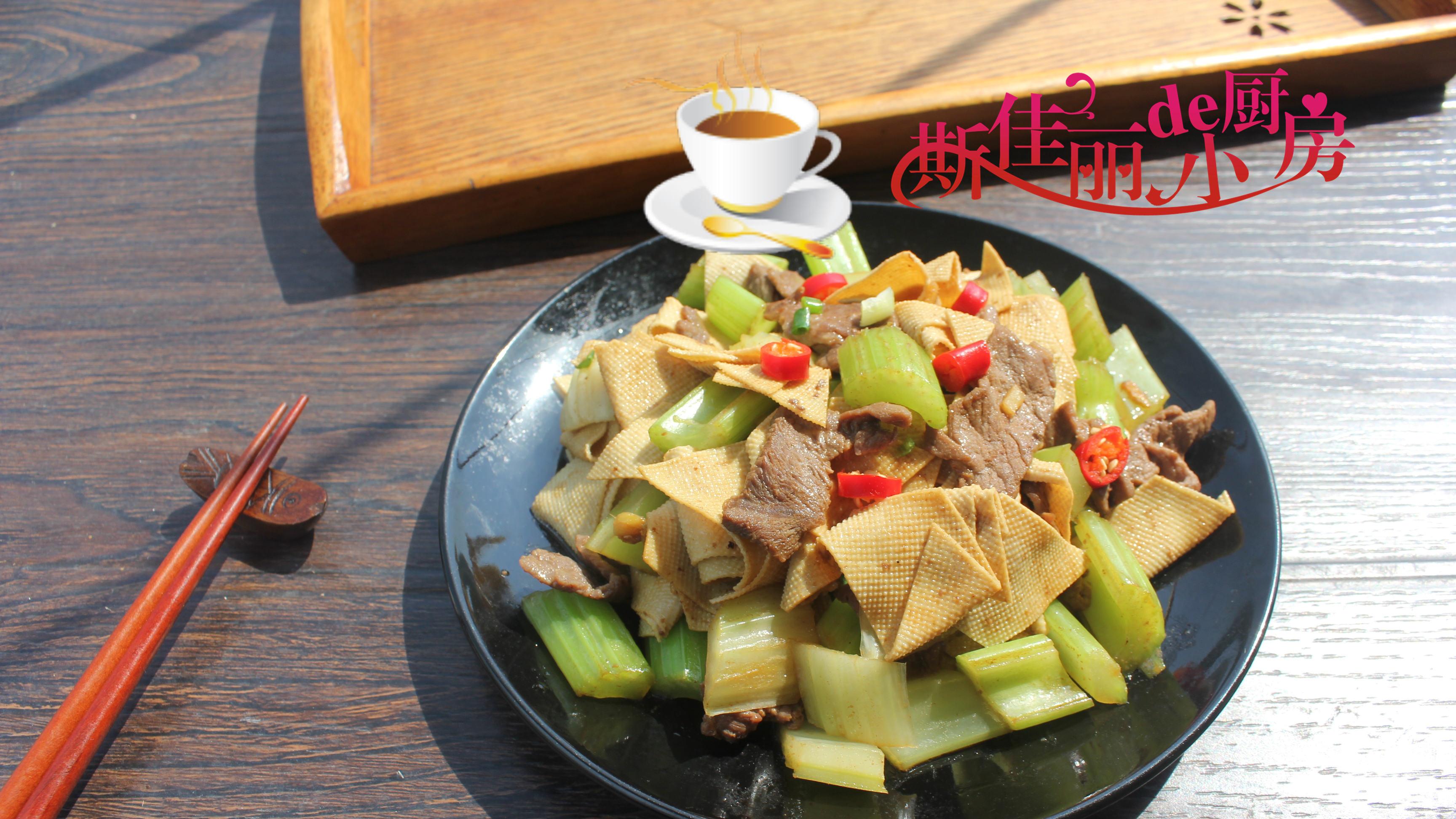 辣椒炒肉|过年，这菜简单炒一炒5分钟出锅，简单营养又美味，比大鱼大肉更抢手