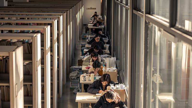 专升本|复读一年上本科，还是专升本更划算？有上进心建议复读考本科！