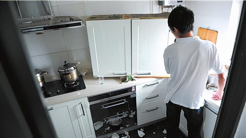 装修中很容易遭遇的“隐形坑”，不仅烧钱，甚至会危害到家人安全