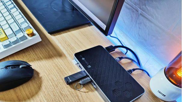 iPhone|神仙设计，内置硬盘加十合一，合金桌面SETMSPACE拓展坞值得买吗