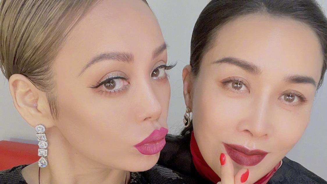 谢娜|谢娜主持功力遭质疑，被那英宁静牵着走，瞪眼睛六神无主表情抢镜